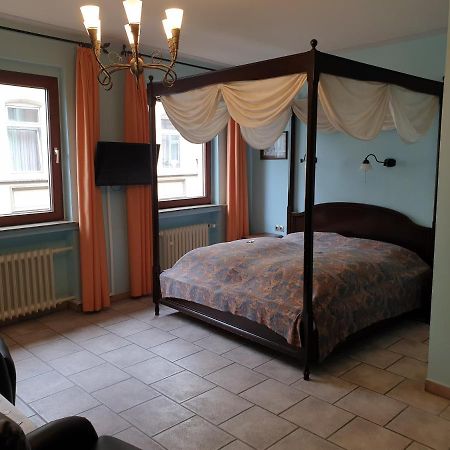 Hotel Altstadtwiege Hamelin Bagian luar foto